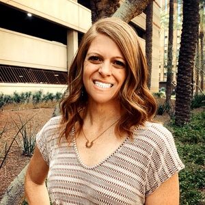 Meet your Posher, Hayley